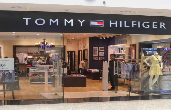 Tommy hilifiger banner
