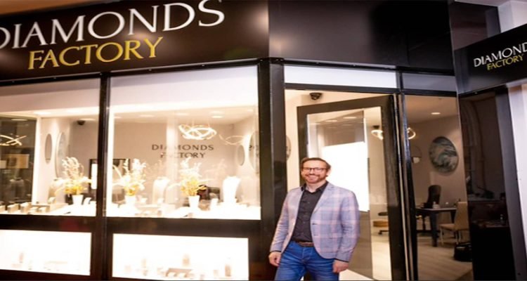 Dimond factory banner