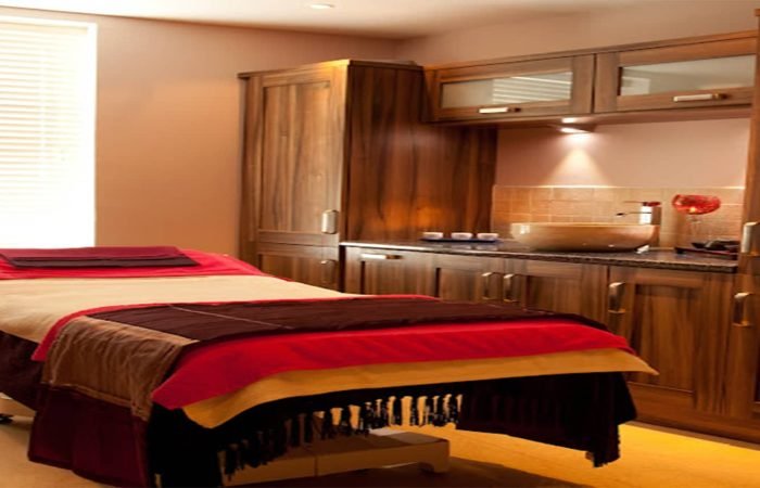 Coolgan bergine banner