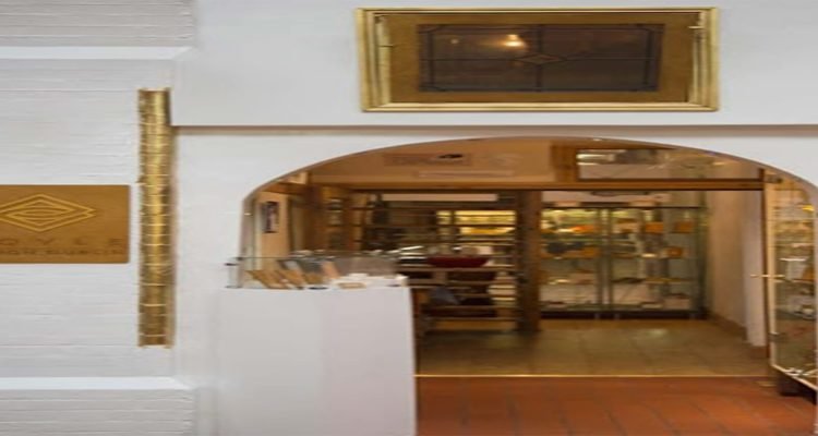 Barry doyle design jewelry banner banner