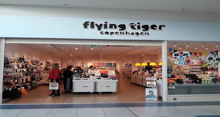 Flying tiger banner