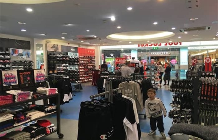Foot locker 1