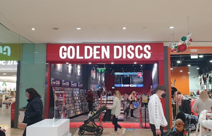 Golden discs banner