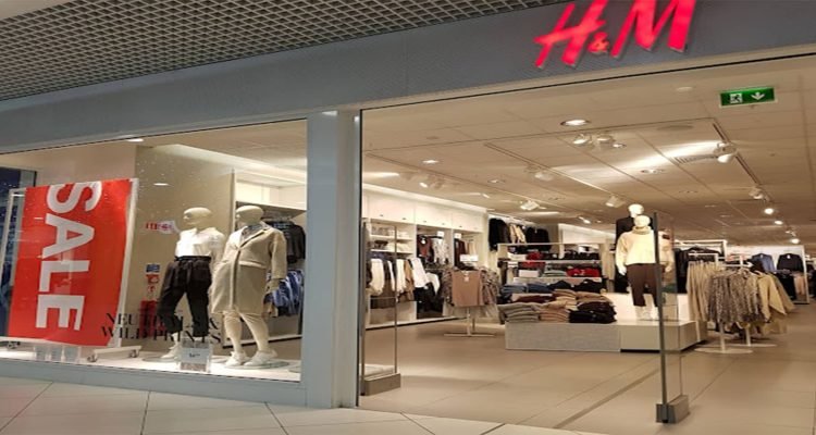 H & m banner
