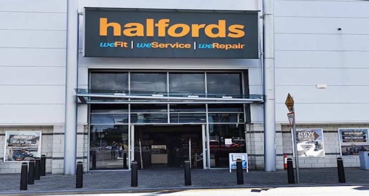 Halfords banner