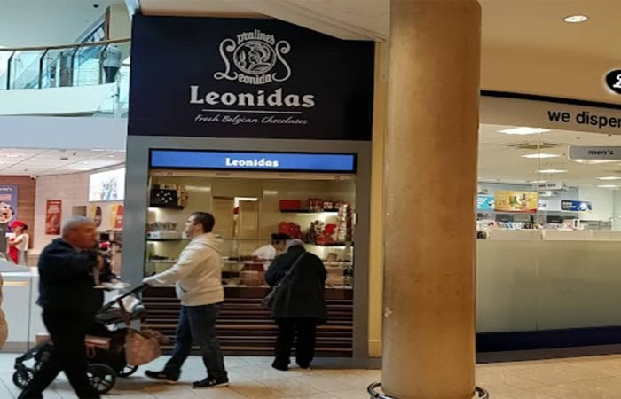 Leonidas chocolate banner