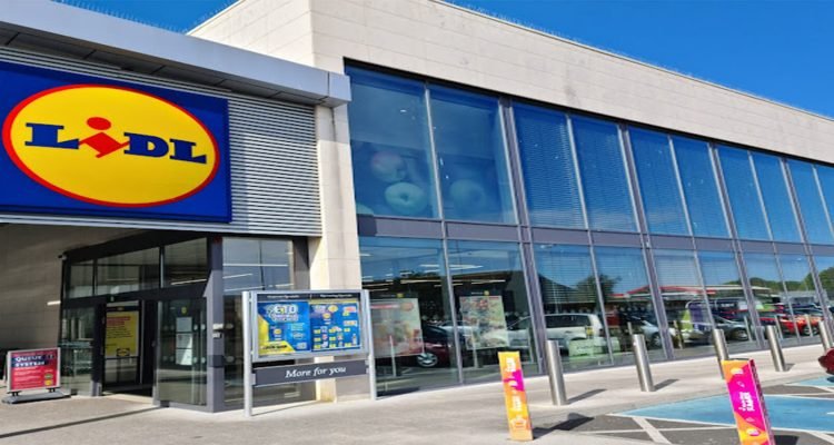 Lidl banner