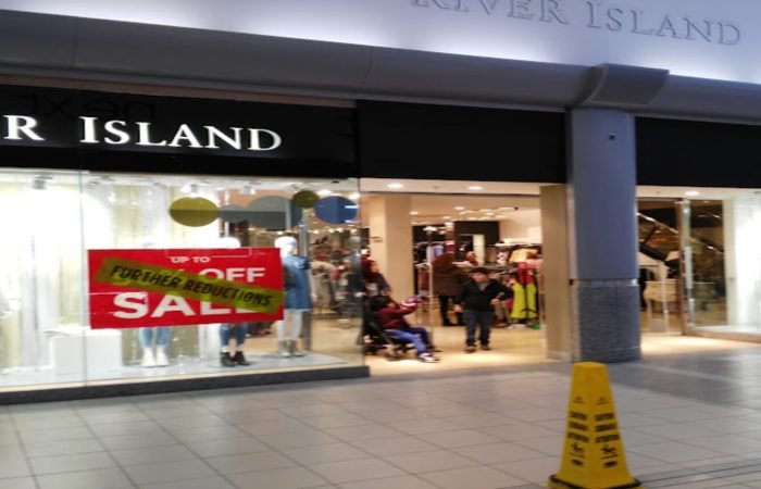 River island banner