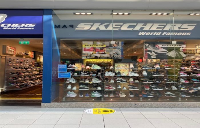 Skechers banner