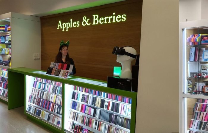 apples berries banner