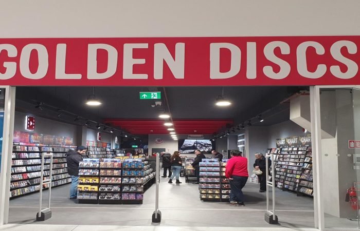 golden discs banner